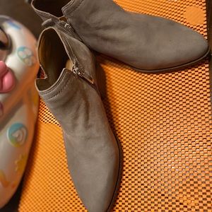 FrancoSarto Ankle Pointy Boots